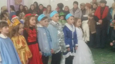 Фото 3 з 3: Новорічне свято