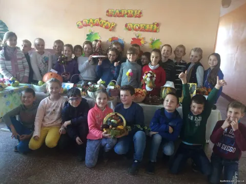 Фото 7 з 8: Свято осені