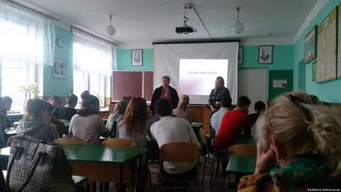 Фото 7 з 7: 1 грудня - Всесвітній День боротьби зі СНІДом